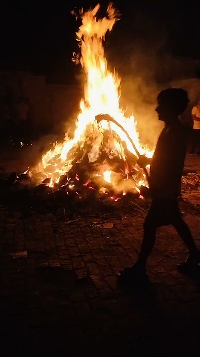 Holika                                            Vill -Darwara