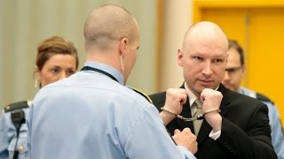 Mass murderer wins lawsuit against Norwegian government
