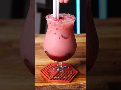 قهوة باردة بالتوت برد صيفك