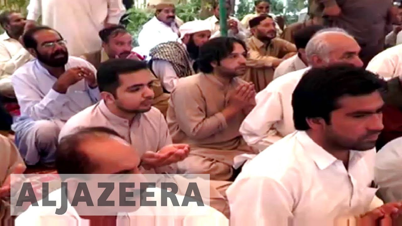 Quetta Attack Funerals Begin For Victims YouTube