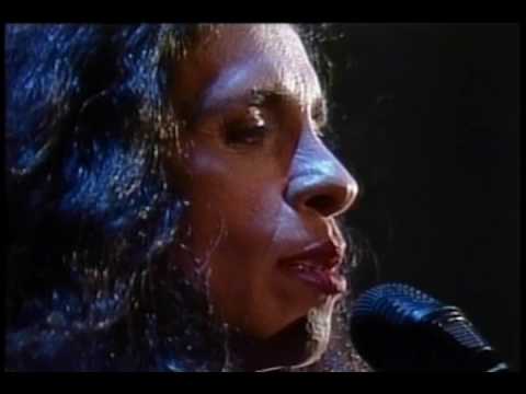 Gal Costa - Ensaio - "Folhetim"