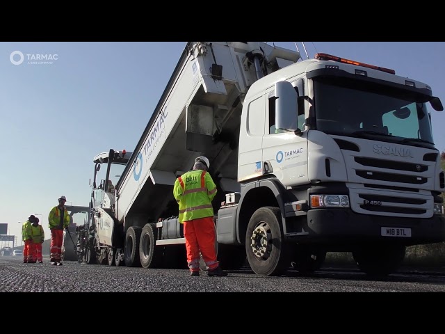 Tarmac contracting - A2 Northfleet surfacing class=