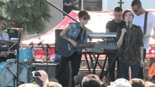 Tegan and Sara "I'm Not Your Hero" live at Waterloo Records SXSW 2013