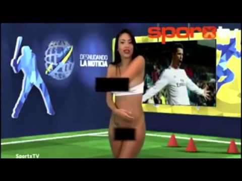 News reporter strips naked on TV while discussing about Cristiano Ronaldo