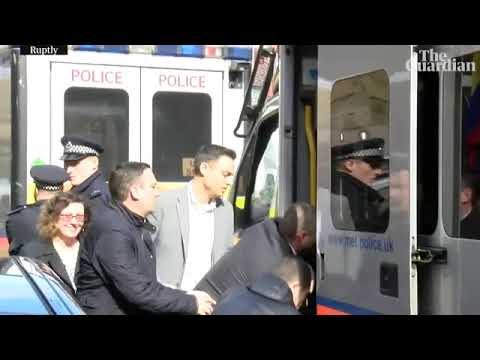 \"ვიკილიკსის\" თანადამფუძნებელი ჯულიან ასანჟი ლონდონში დააკავეს