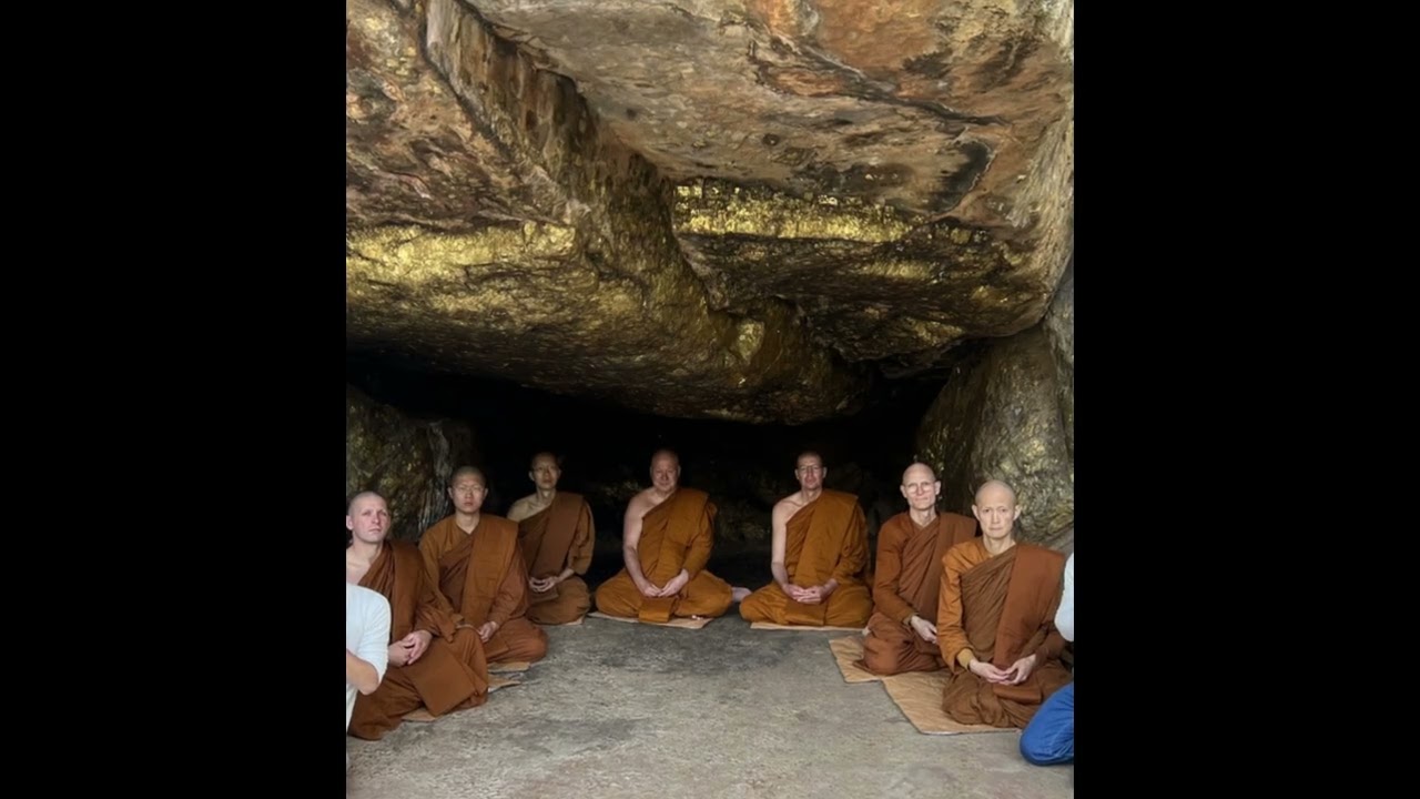 2. India Pilgrimage 6 Jan - Vulture’s  Peak - Sukarakhata Cave