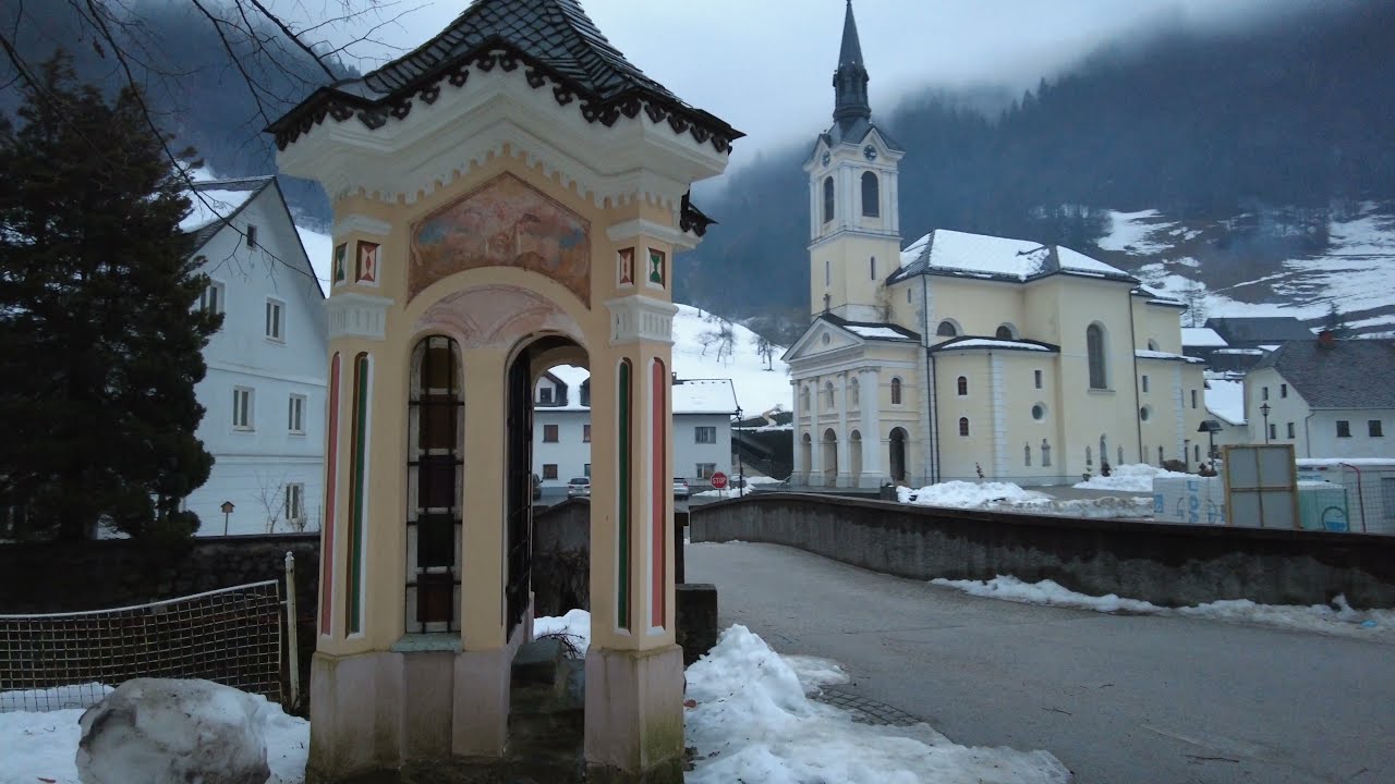Как выглядит небольшой городок в Словении. Эй, людииии...... Кто нибудь)