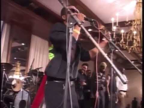Fally Ipupa improvise EPUTSHA sur une autre gamme ce Génie est irremplaçable