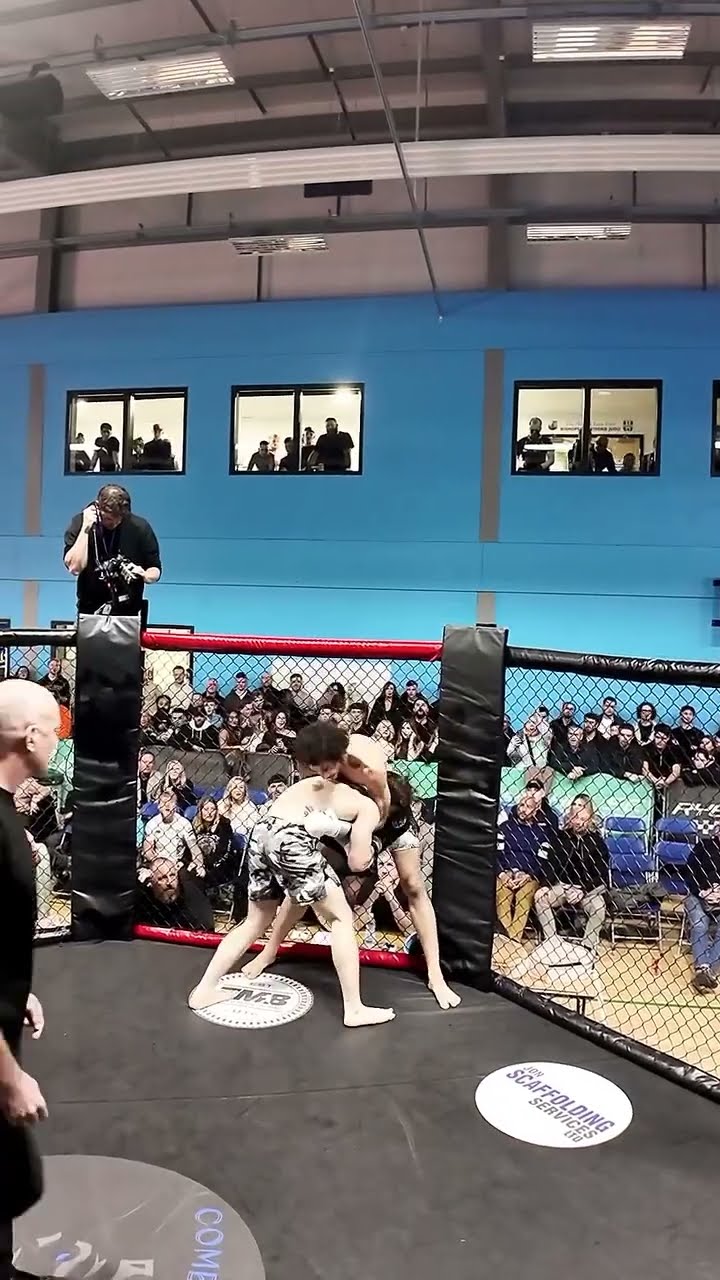 Explosive Fights, Epic Finishes, Combat Kings Promotion never disappoints