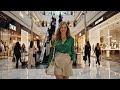 Ladies Bright Summer Mall Walk