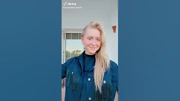 لما الاجنبيه تغني صاحبت صاحب شيطان مسخرة 