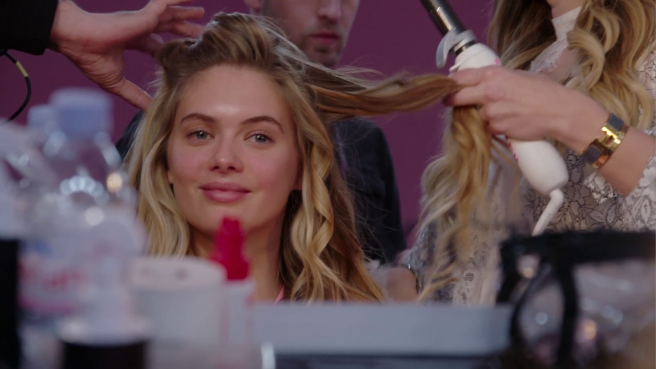 Backstage Hair Makeup At The 2016 Victorias Secret Fashion Show