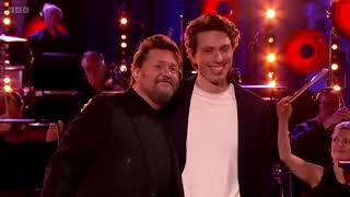Michael Ball e Jamie Bogyo - 'Love Changes Everything'