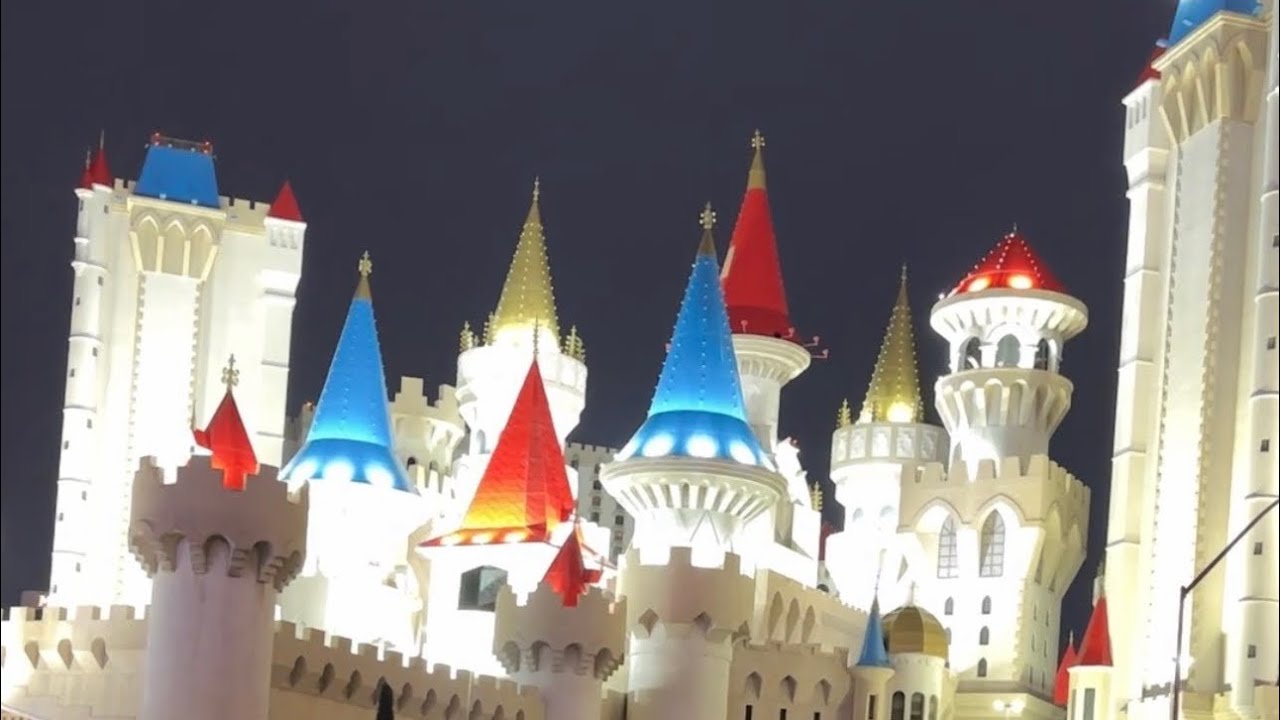 PHỞ VEGAS, 4251 W Sahara Ave, Suite B & C, Las Vegas, NV. 89102. (702) 754-4999