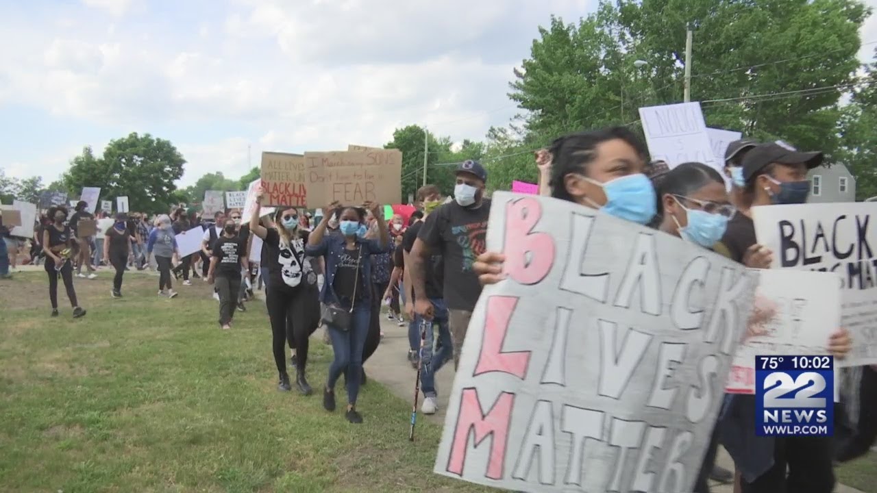 Hundreds gather in Springfield for Black Lives Matter march - YouTube