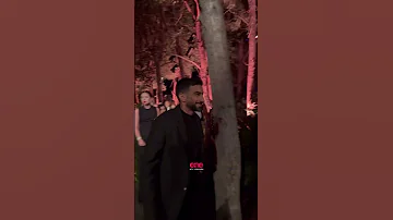 انس بوخش في لبنان وذلك لحضور حفل زفاف نجل إيلي صعب سيليو 