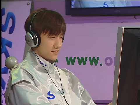 AI 업스케일 | [2001.12.14] 2001 SKY배 온게임넷 스타리그 8강 A조 5경기 (네오 버티고) 김정민(Terran) <strong>vs</strong> 안형모(<strong>Zerg</strong>)