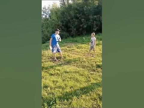 жосткая драка - YouTube