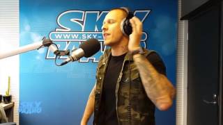 St1m 'За гранью' live @ SKY Радио Эстония