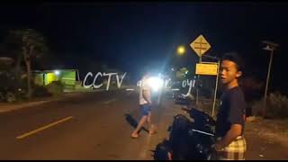 Download Lagu #Cover.oleng parah Sam Robert Download Lagu #Cover.oleng parah Sam Robert