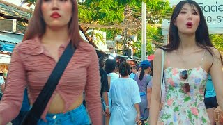 Exploring Bangkok's Vibrant Market Scene