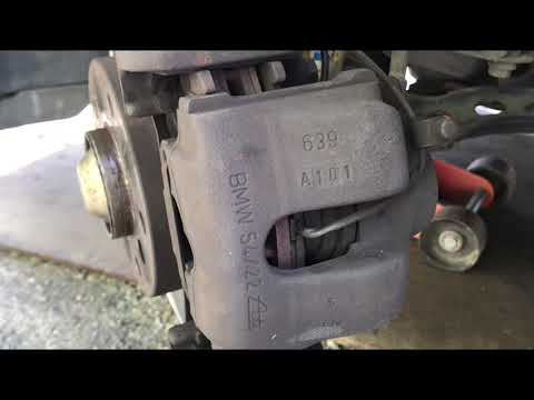 Bmwのブレーキパット残量点検とパットセンサーのお話です Youtube