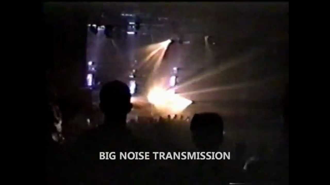 GARY NUMAN - U.K. EXILE TOUR 97. FILMS. SHEPHERDS BUSH EMPIRE.