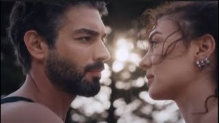 Ece&Onur - İki Deli /Clip (Ruhun Duymaz) Resimi