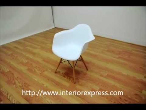 Video: Plastic Chairs: White Plastic Products With A Backrest And Wooden Legs, Polyurethane Construction On A Metal Frame