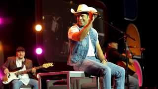 Bobby Pulido - Llevame Contigo - En vivo en Festival People En Español