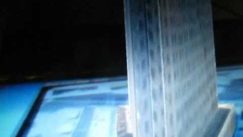 Urban Visualization Using a Tracked 3D Head-Worn Display with a Stationary 2D Display