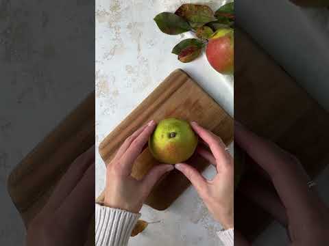 How To Cut a Pear 5 Ways