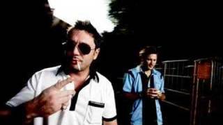 Video-Miniaturansicht von „Fun Lovin' Criminals - Blues For Suckers“