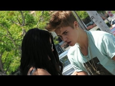 Justin Bieber Fights Paparazzi as Selena Gomez Refuses To Answer Questions