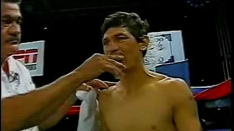 Gabriel Elizondo  vs  Guillermo Puga [09-11-2001] [: Eurosport ]