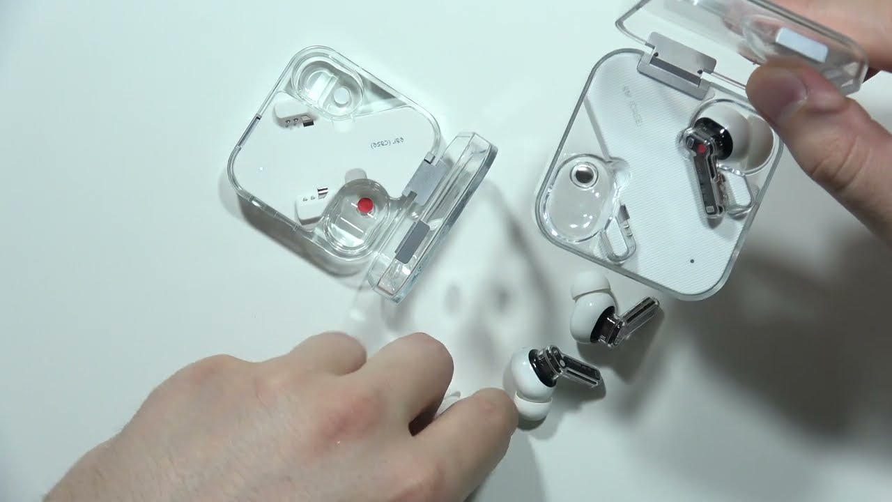 Nothing Ear 2 против Nothing Ear 1 — визуальное сравнение