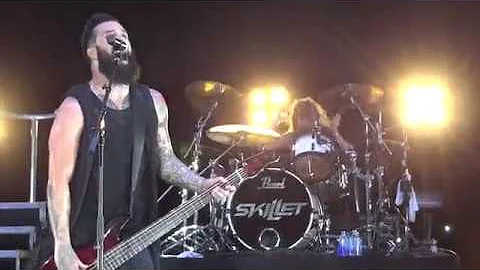 Skillet - Comatose En Fuego 2018 Verbena Alabama 08 / 25 / 2018