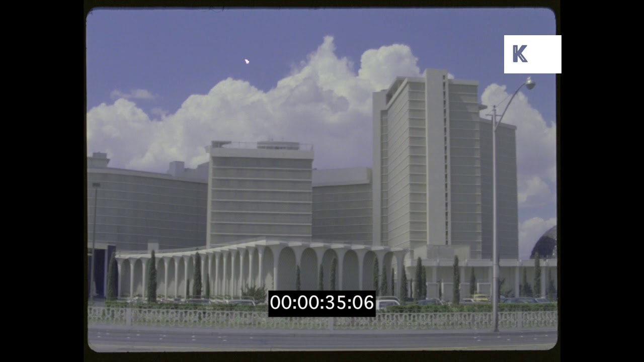 Caesars Palace, Las Vegas in 1981, 35mm