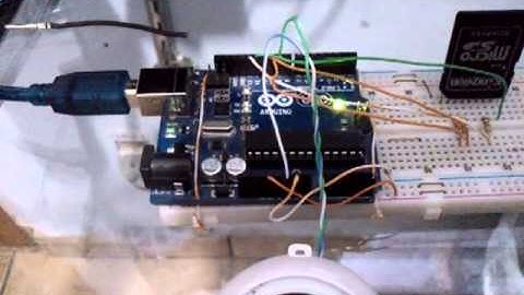 8-bit Arduino Media Player