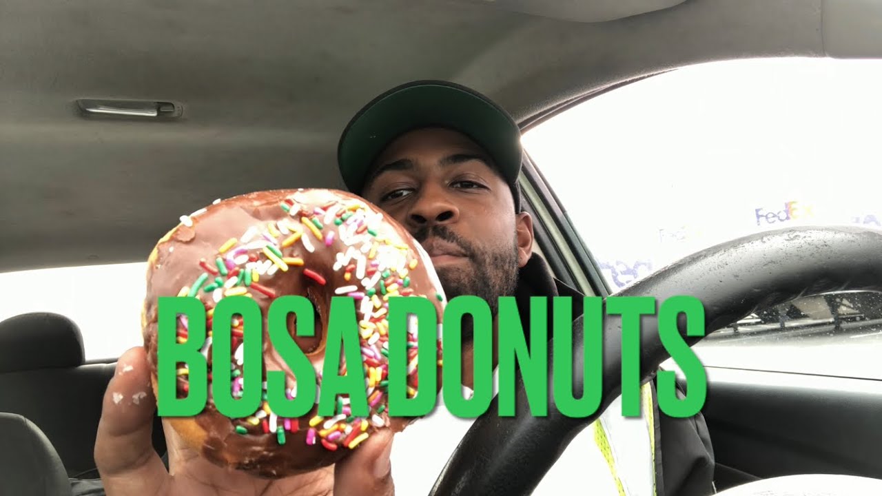1st time trying BOSA DONUTS (Review)