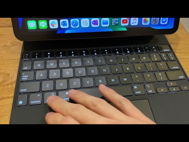 Apple iPad Pro 11" Magic Keyboard Review : 24 Hours Later
