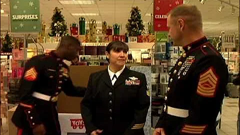 Marines volunteer in Toys for Tots campaign