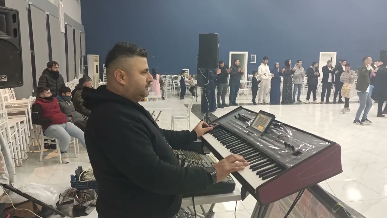 Piyanist Emrah can düğünden gizli çekim 