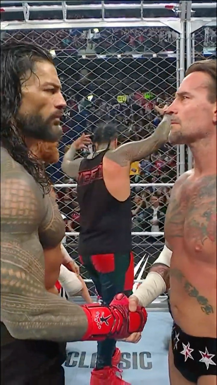 Roman Reigns ? CM Punk #SurvivorSeries