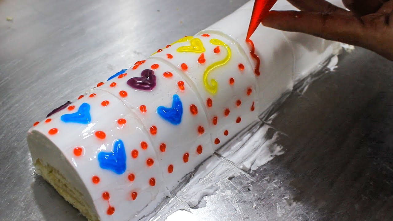 Cake Roll Making Process | Online Cake Videos | Cake Making In Bakery | Street Food Unlimited