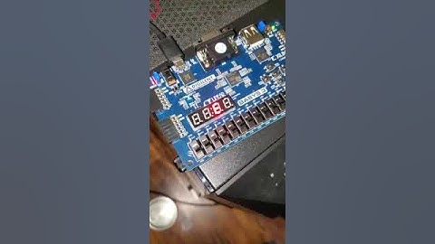 Basys 3 Scrolling Up Counter