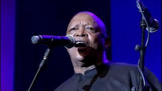 Oliver Mtukudzi feat. Hugh Masekela - Tapera (Live)