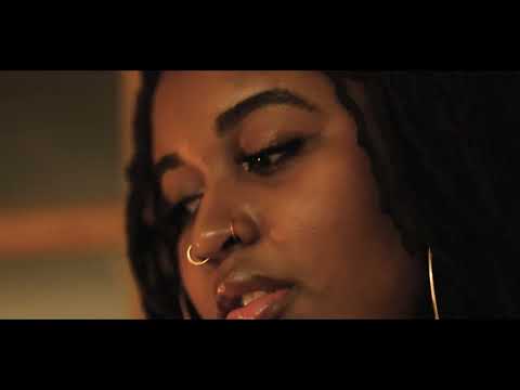 在 YouTube 上观看 ki’sa - Atmosphere (Official Music Video)