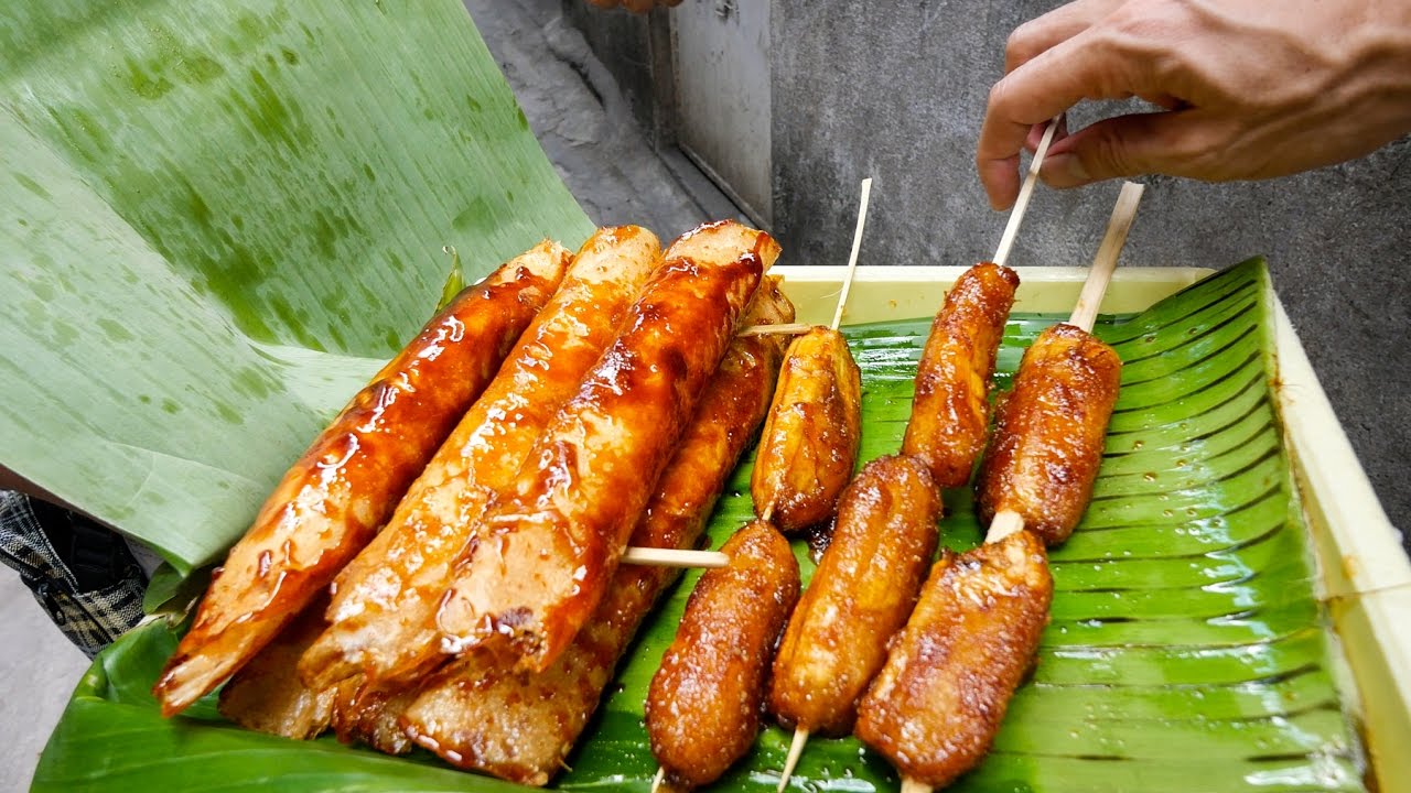 HOME-COOKED Filipino Food - Eating Manila Street Food in TONDO, Philippines! | Mark Wiens