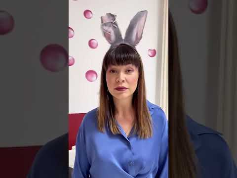 Почему муха не падает с потолка